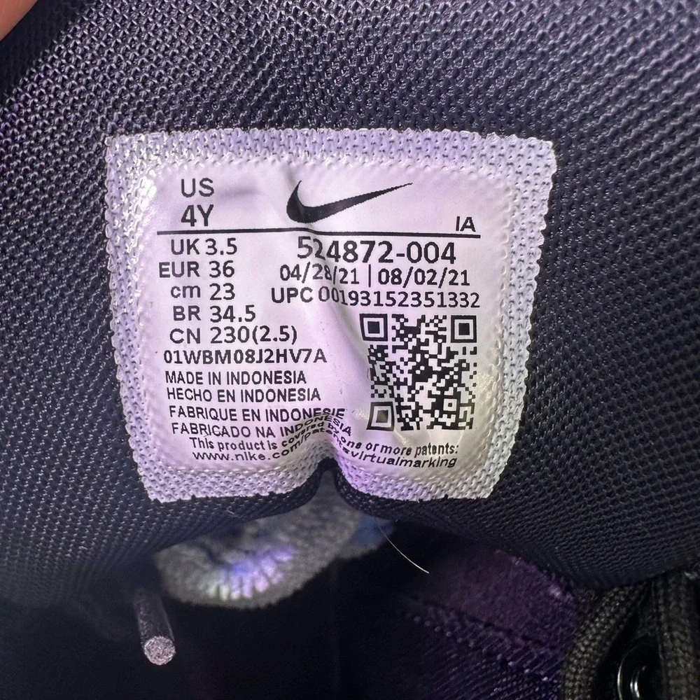 Nike Men's Black Leather Sneakers